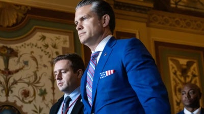 Le Secrétaire américain à la Défense, Pete Hegseth, photographié au Capitole, siège du Congrès à Washington, le 7 janvier 2026.