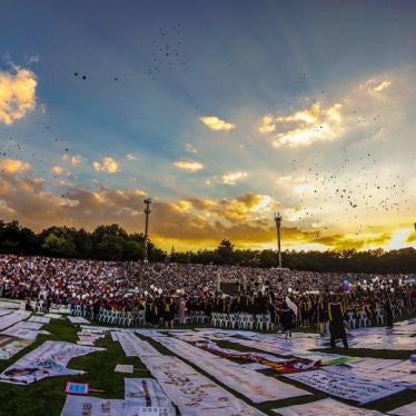 The graduation ceremony at Middle Eastern Technical University, Ankara, July 6. 2018. The banner carried by students accused of insulting Turkey’s President Recep Tayyip Erdoğan is among the hundreds laid out at the ceremony.